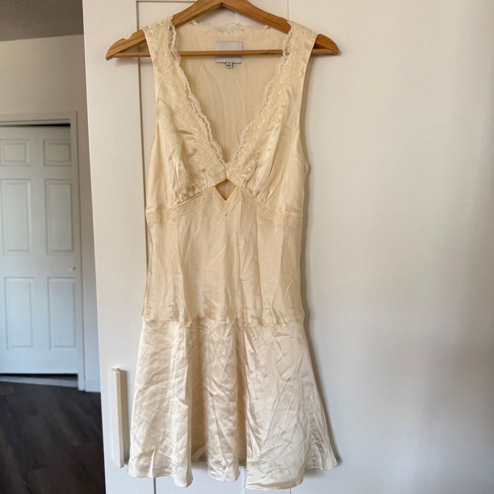 Reformation Belva silk dress - Picture 4 of 10